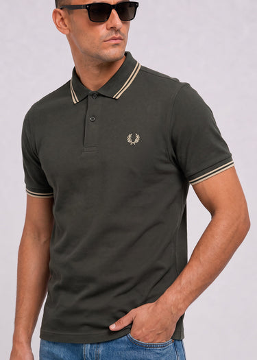 Fred Perry Poloshirts Twin tipped polo - field green oatmeal
