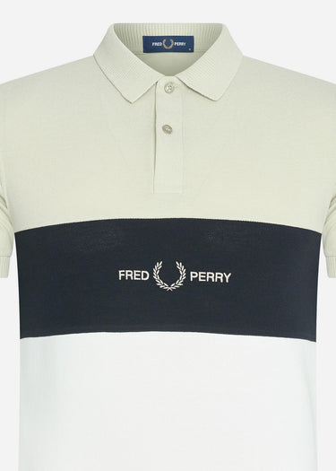 Fred Perry Polo's Embroidered panel polo shirt - light oyster