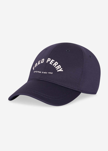 Fred Perry Petten Arch branded tricot cap - carbon blue white