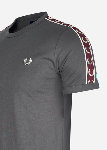 Fred Perry T-shirts Contrast tape ringer t-shirt - gunmetal oxblood
