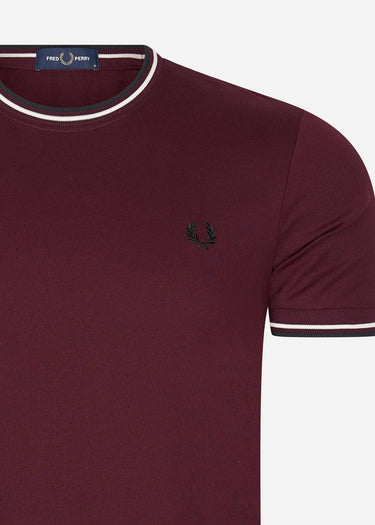Fred Perry T-shirts Twin tipped t-shirt - oxblood