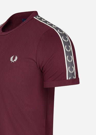 Fred Perry T-shirts Contrast tape ringer t-shirt - oxblood gunmetal