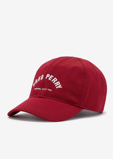 Fred Perry Petten Arch branded tricot cap - blood